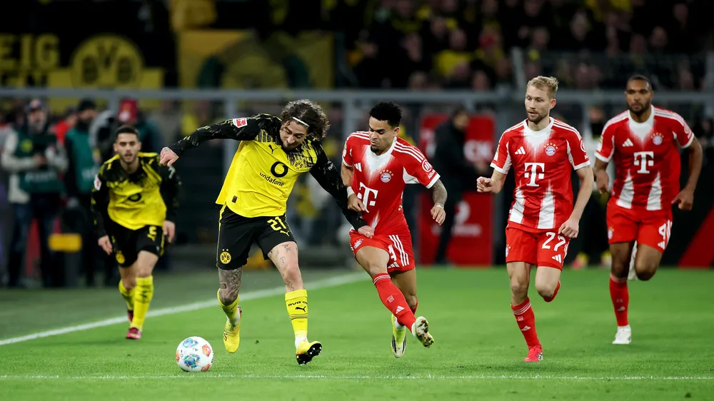 Ντόρτμουντ – Μπάγερν 2-3: Klassiker για γερά νεύρα και νίκη τίτλου στο Σίγκναλ Ιντούνα Παρκ