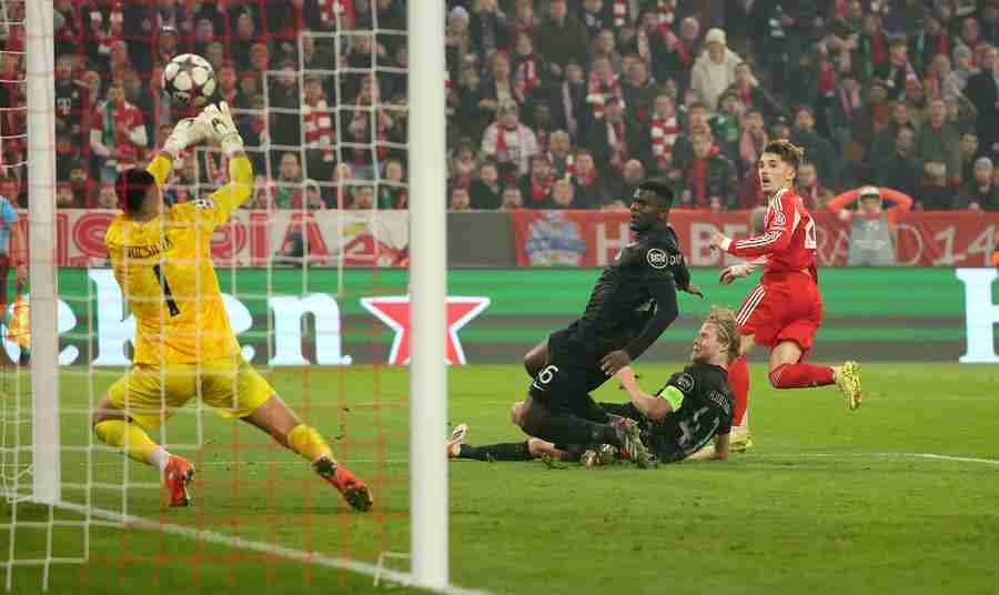 Λέναρτ Καρλ: Το διαμάντι της Μπάγερν λάμπει στο Champions League