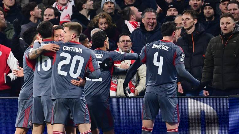 Ολυμπιακός: Νίκη επί του Άγιαξ και ολοταχώς για τα μπαράζ του Champions League